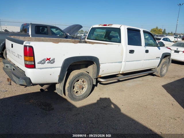 30099616 :رقم المزاد ، 1GTHK33UX6F195902 vin ، 2006 Gmc New Sierra K3500 مزاد بيع