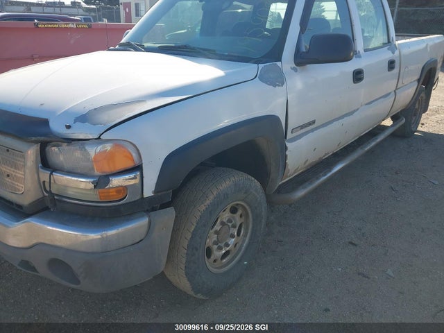 30099616 :رقم المزاد ، 1GTHK33UX6F195902 vin ، 2006 Gmc New Sierra K3500 مزاد بيع