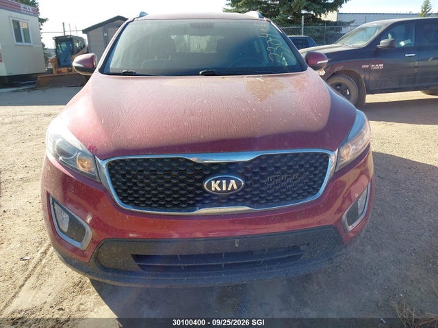 30100400 :رقم المزاد ، 5XYPGDA12HG330415 vin ، 2017 Kia Sorento Lx/l مزاد بيع