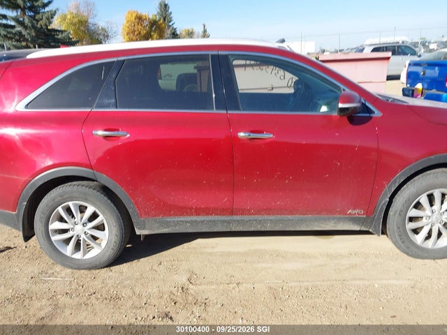 30100400 :رقم المزاد ، 5XYPGDA12HG330415 vin ، 2017 Kia Sorento Lx/l مزاد بيع