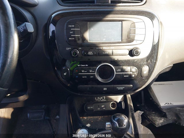 Продажа на аукционе авто 2015 Kia Soul !, vin: KNDJX3A56F7815606, номер лота: 30097282