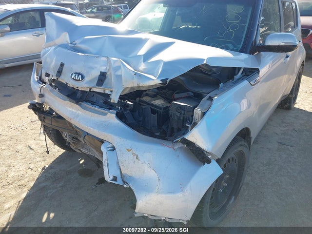 Продажа на аукционе авто 2015 Kia Soul !, vin: KNDJX3A56F7815606, номер лота: 30097282
