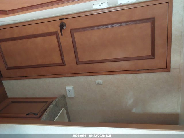 2013 Gulf Stream Trailer 279qbl Conquest მანქანა იყიდება აუქციონზე, vin: 1NL1GTM2XD1109959, აუქციონის ნომერი: 30099693