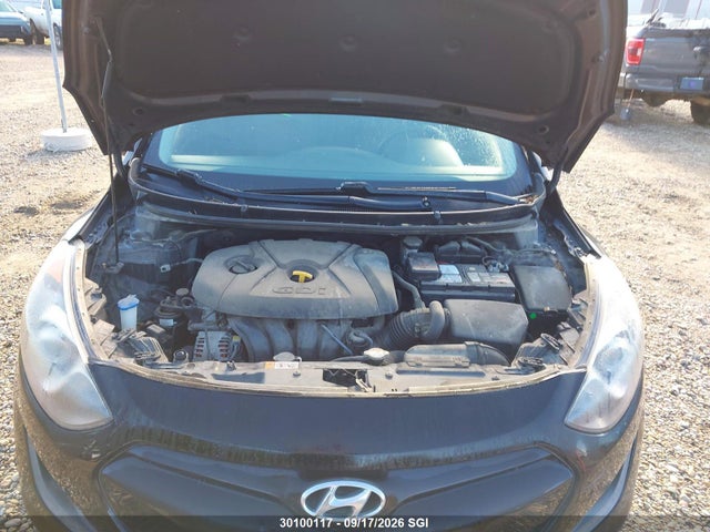 Продаж на аукціоні авто 2014 Hyundai Elantra Gt, vin: KMHD25LH9EU183873, номер лоту: 30100117