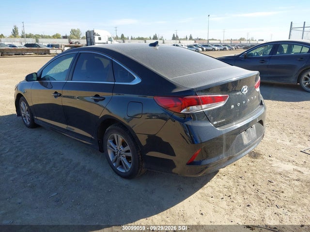 Hyundai SONATA SE 2018 5NPE24AF2JH615521 Image 3