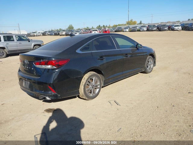 Hyundai SONATA SE 2018 5NPE24AF2JH615521 Image 4