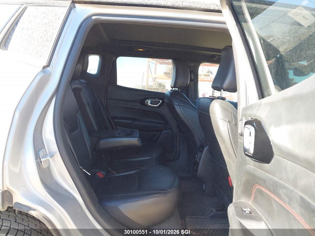 30100551 :رقم المزاد ، 3C4NJDDN0PT506845 vin ، 2023 Jeep Compass Trailhawk مزاد بيع