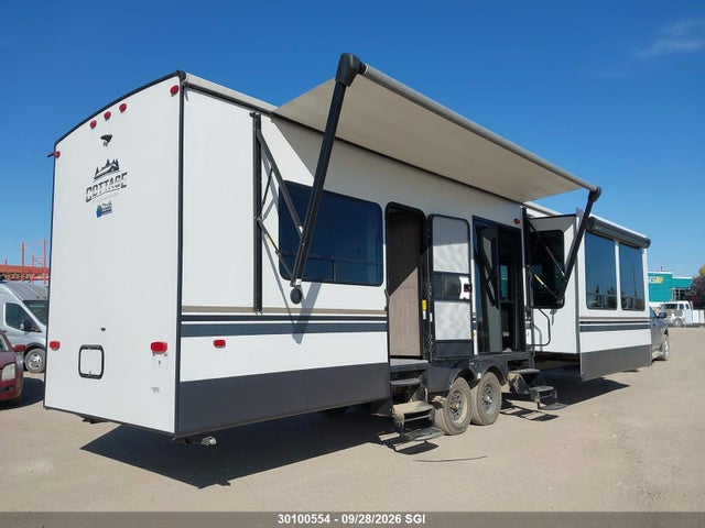 Продажа на аукционе авто 2022 Forest River Trailer Cottage Cedar, vin: 4X4TCRS29NS229743, номер лота: 30100554