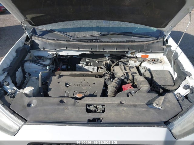 30100556 :رقم المزاد ، JA4AJ3AU8CZ601252 vin ، 2012 Mitsubishi Rvr Se مزاد بيع