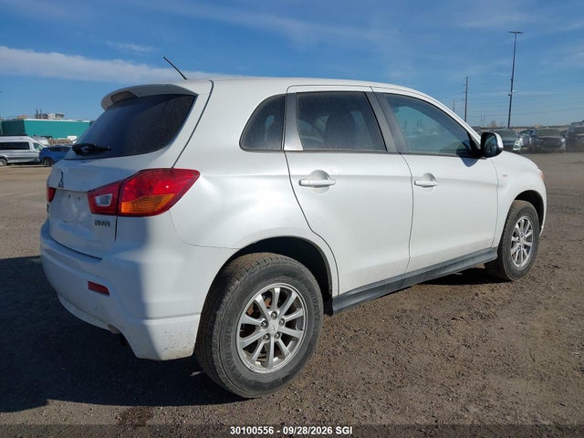 30100556 :رقم المزاد ، JA4AJ3AU8CZ601252 vin ، 2012 Mitsubishi Rvr Se مزاد بيع