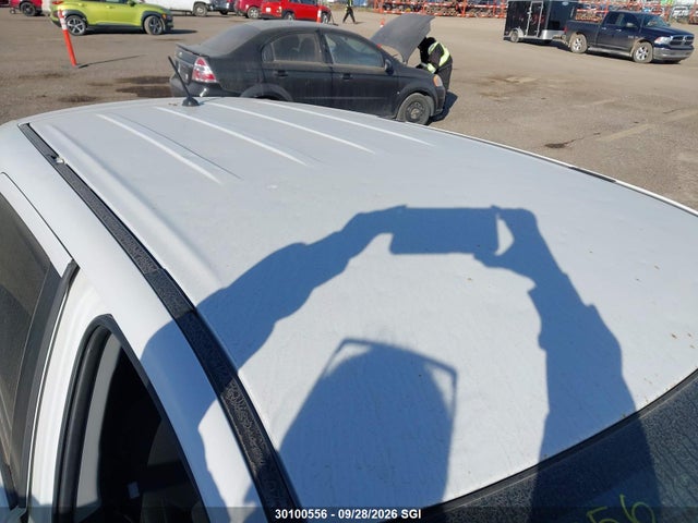 30100556 :رقم المزاد ، JA4AJ3AU8CZ601252 vin ، 2012 Mitsubishi Rvr Se مزاد بيع