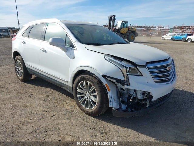 30100571 :رقم المزاد ، 1GYKNDRS0KZ171071 vin ، 2019 Cadillac Xt5 Luxury مزاد بيع