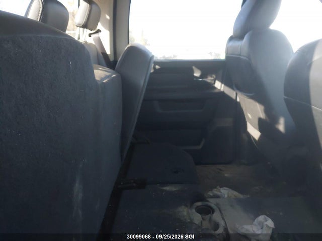 30099068 :رقم المزاد ، 1D7RV1CT2AS149235 vin ، 2010 Dodge Ram 1500 مزاد بيع