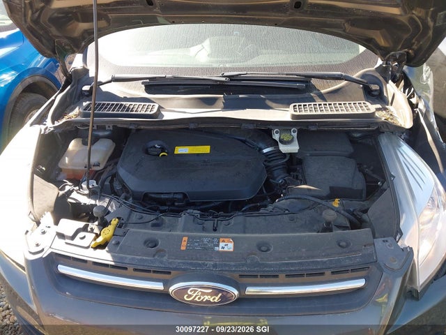 30097227 :رقم المزاد ، 1FMCU0GX4FUB51313 vin ، 2015 Ford Escape Se مزاد بيع