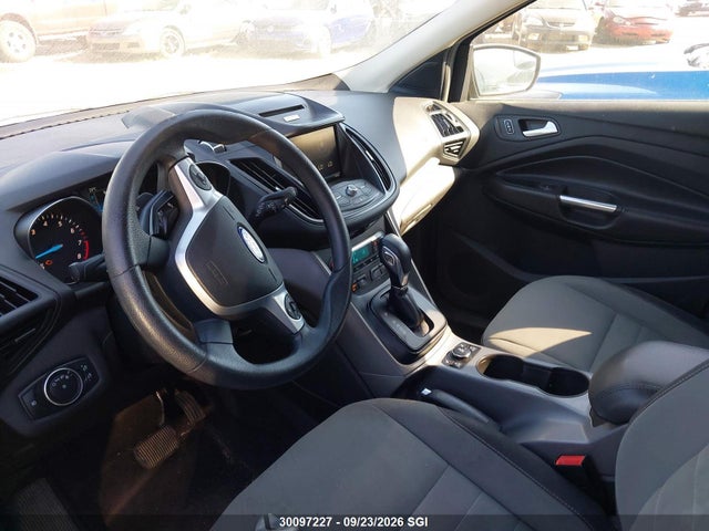 30097227 :رقم المزاد ، 1FMCU0GX4FUB51313 vin ، 2015 Ford Escape Se مزاد بيع