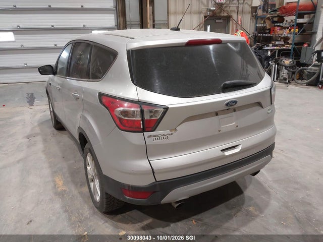 Ford ESCAPE SE 2017 1FMCU9GD2HUE41174 Image 3