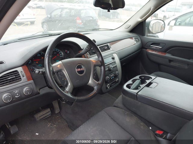 30100650 :رقم المزاد ، 1GKS2AE01BR113881 vin ، 2011 Gmc Yukon Sle مزاد بيع
