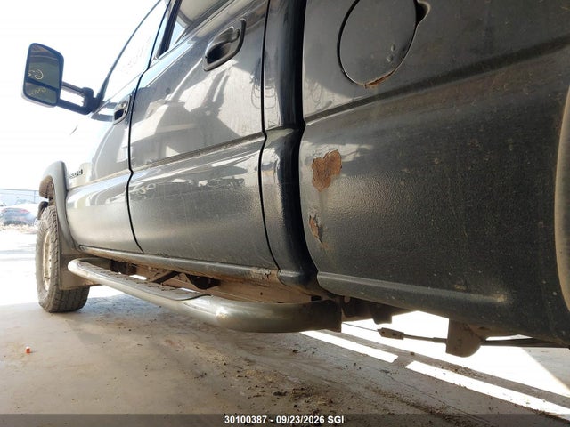 Aukcja sprzedaży 2006 Chevrolet Silverado K2500 Heavy Duty, vin: 1GCHK23U36F262690, numer aukcji: 30100387