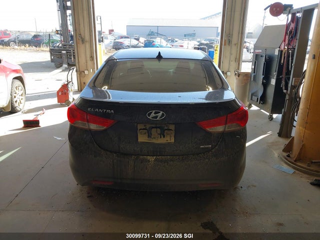 2011 Hyundai Elantra Gls/limited მანქანა იყიდება აუქციონზე, vin: 5NPDH4AE7BH054901, აუქციონის ნომერი: 30099731