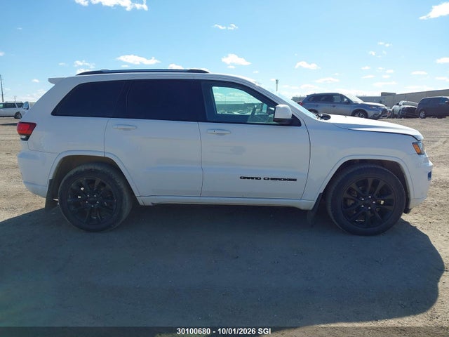2018 Jeep Grand Cherokee Laredo მანქანა იყიდება აუქციონზე, vin: 1C4RJFAG9JC156542, აუქციონის ნომერი: 30100680
