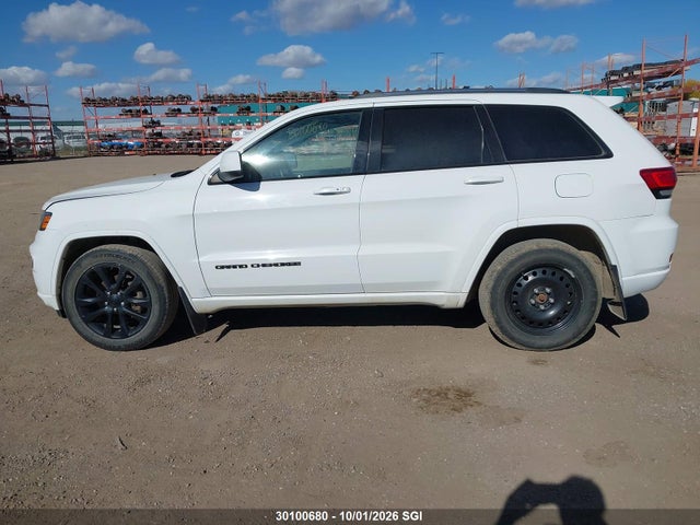 2018 Jeep Grand Cherokee Laredo მანქანა იყიდება აუქციონზე, vin: 1C4RJFAG9JC156542, აუქციონის ნომერი: 30100680