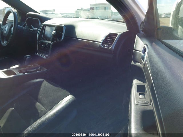 2018 Jeep Grand Cherokee Laredo მანქანა იყიდება აუქციონზე, vin: 1C4RJFAG9JC156542, აუქციონის ნომერი: 30100680