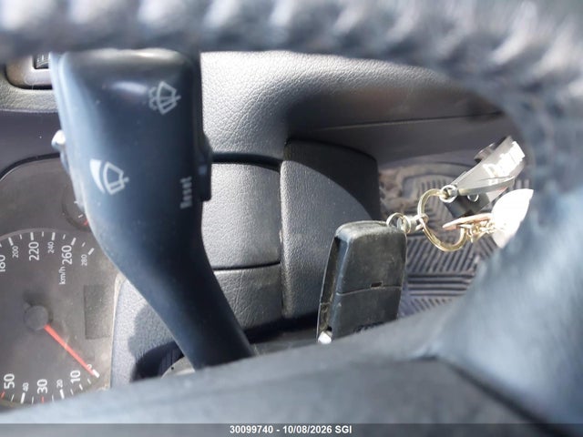 30099740 :رقم المزاد ، WAUEH54B21N146814 vin ، 2001 Audi A6 مزاد بيع