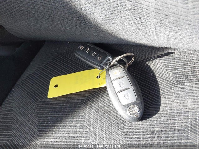 30100224 :رقم المزاد ، 5N1AT2MV7EC862646 vin ، 2014 Nissan Rogue S/sl/sv مزاد بيع