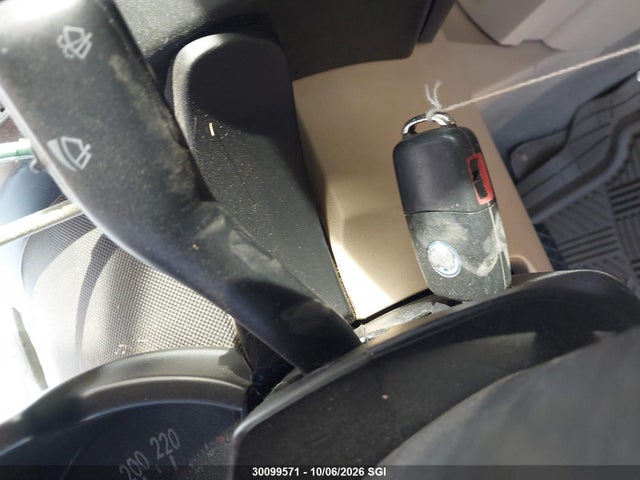 30099571 :رقم المزاد ، 3VWCM21Y55M309787 vin ، 2005 Volkswagen New Beetle Gls مزاد بيع