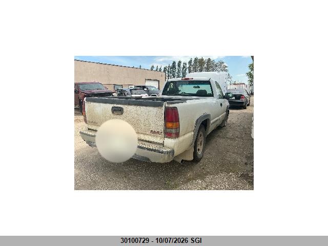 30100729 :رقم المزاد ، 1GTEC14W1YE313672 vin ، 2000 Gmc New Sierra C1500 مزاد بيع