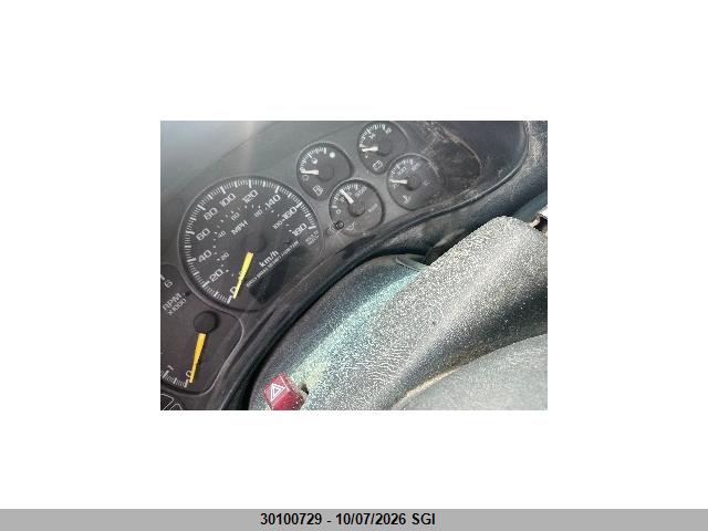 30100729 :رقم المزاد ، 1GTEC14W1YE313672 vin ، 2000 Gmc New Sierra C1500 مزاد بيع