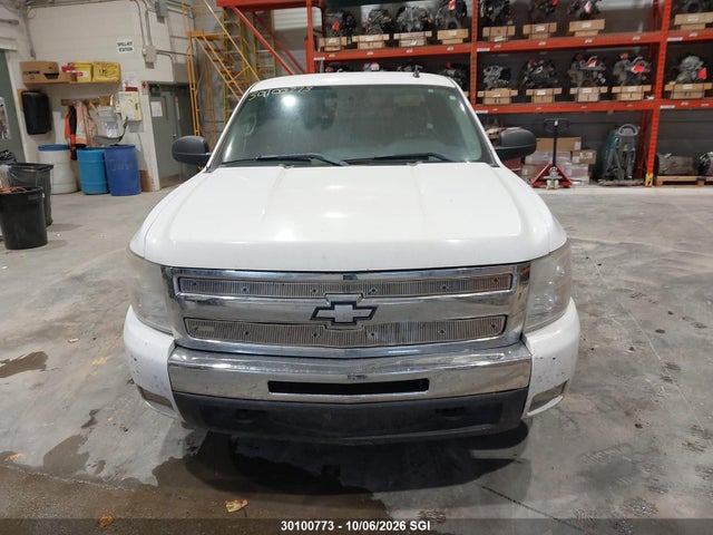 30100773 :رقم المزاد ، 1GCSKSE38AZ217018 vin ، 2010 Chevrolet Silverado K1500 Lt مزاد بيع