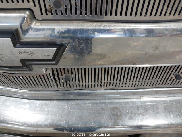 30100773 :رقم المزاد ، 1GCSKSE38AZ217018 vin ، 2010 Chevrolet Silverado K1500 Lt مزاد بيع