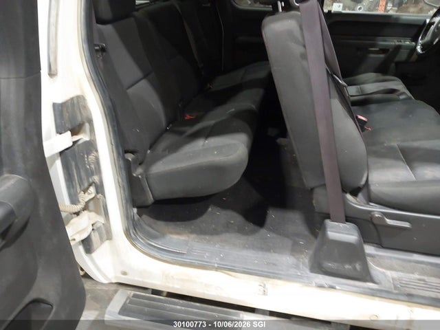 30100773 :رقم المزاد ، 1GCSKSE38AZ217018 vin ، 2010 Chevrolet Silverado K1500 Lt مزاد بيع