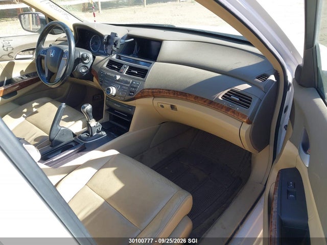 30100777 :رقم المزاد ، 1HGCP25879A802718 vin ، 2009 Honda Accord Exl مزاد بيع