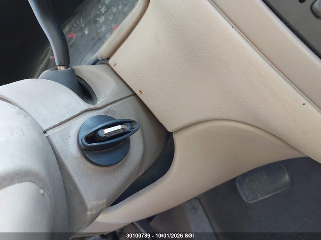 30100789 :رقم المزاد ، 1FAFP53U26A188773 vin ، 2006 Ford Taurus Se مزاد بيع