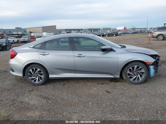 2HGFC2F68JH031925 Honda Civic Lx