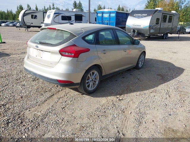 Ford FOCUS SE 2017 1FADP3K21HL293100 Image 4