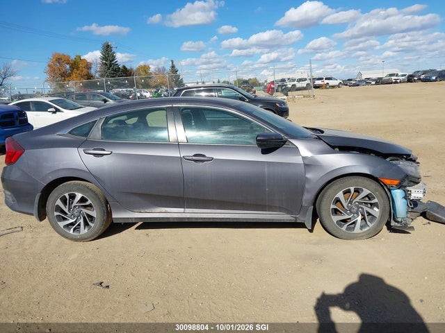 Honda Civic Lx 2018 2HGFC2F62JH022184 Image 13