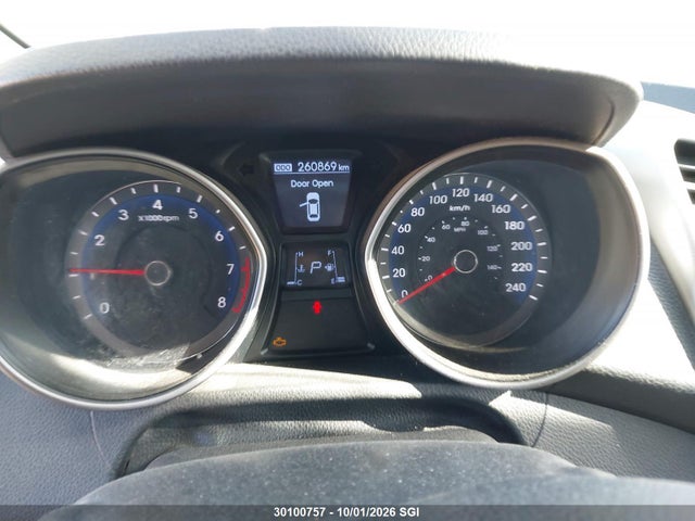 2013 Hyundai Elantra Gt Gl მანქანა იყიდება აუქციონზე, vin: KMHD25LE5DU041993, აუქციონის ნომერი: 30100757