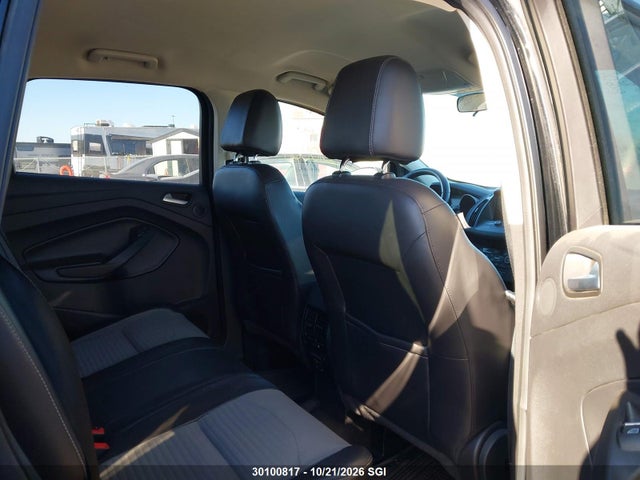 1FMCU9G91HUA06268 Ford ESCAPE SE