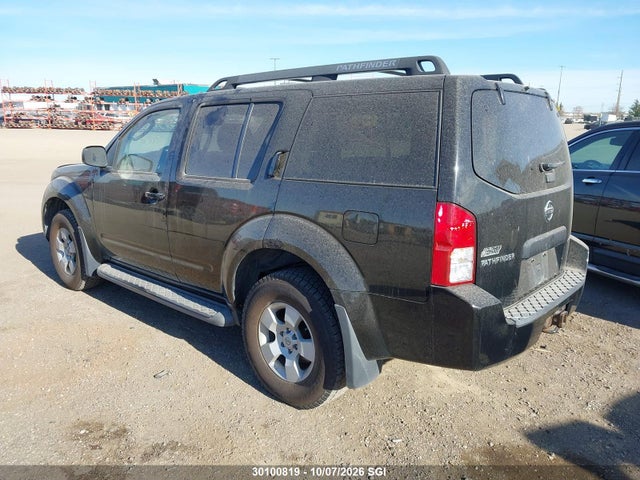 30100819 :رقم المزاد ، 5N1AR18W16C600683 vin ، 2006 Nissan Pathfinder Le/se/xe مزاد بيع