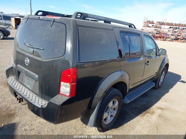 30100819 :رقم المزاد ، 5N1AR18W16C600683 vin ، 2006 Nissan Pathfinder Le/se/xe مزاد بيع