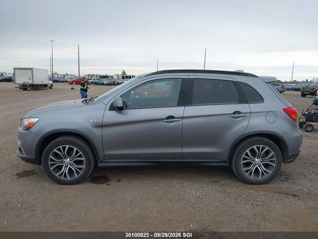 Aukcja sprzedaży 2018 Mitsubishi Rvr Se Limited/gt, vin: JA4AJ4AW1JZ601288, numer aukcji: 30100825