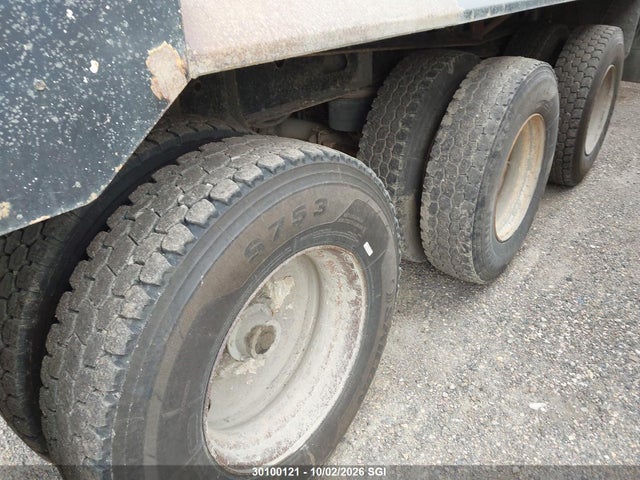 Продажа на аукционе авто 2009 Midland Manufacturing Limited End Dump, vin: 2MFB2R5D19R005739, номер лота: 30100121