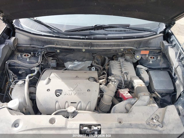 Mitsubishi RVR SE 2018 JA4AJ3AU4JU601386 Image 10