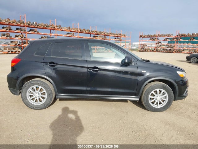Mitsubishi RVR SE 2018 JA4AJ3AU4JU601386 Image 12