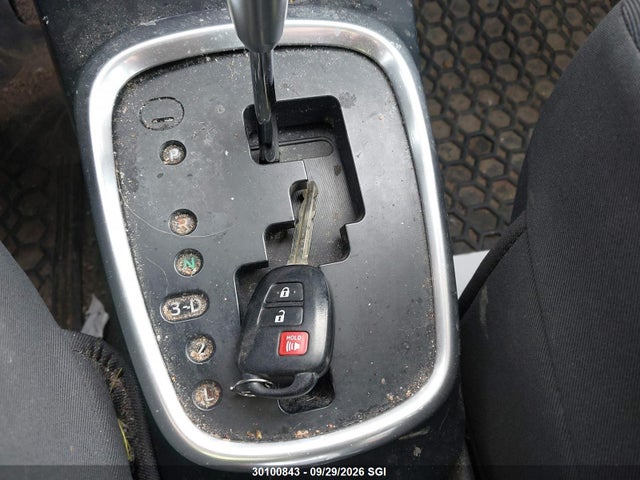 Продаж на аукціоні авто 2015 Toyota Yaris, vin: VNKKTUD33FA043091, номер лоту: 30100843