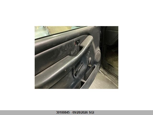 Aukcja sprzedaży 2002 Chevrolet Silverado K2500 Heavy Duty, vin: 1GCHK23U52F146675, numer aukcji: 30100845
