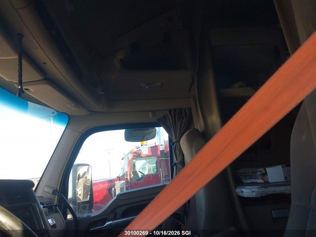 Kenworth Construction T680 2018 1XKYDP9X5JJ991678 Image 7